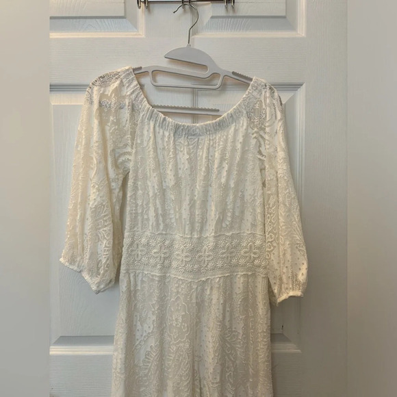 Farm Rio Elliott burnout white sleeve off shoulder wide leg  jumpsuit boho beach - Picture 4 of 5